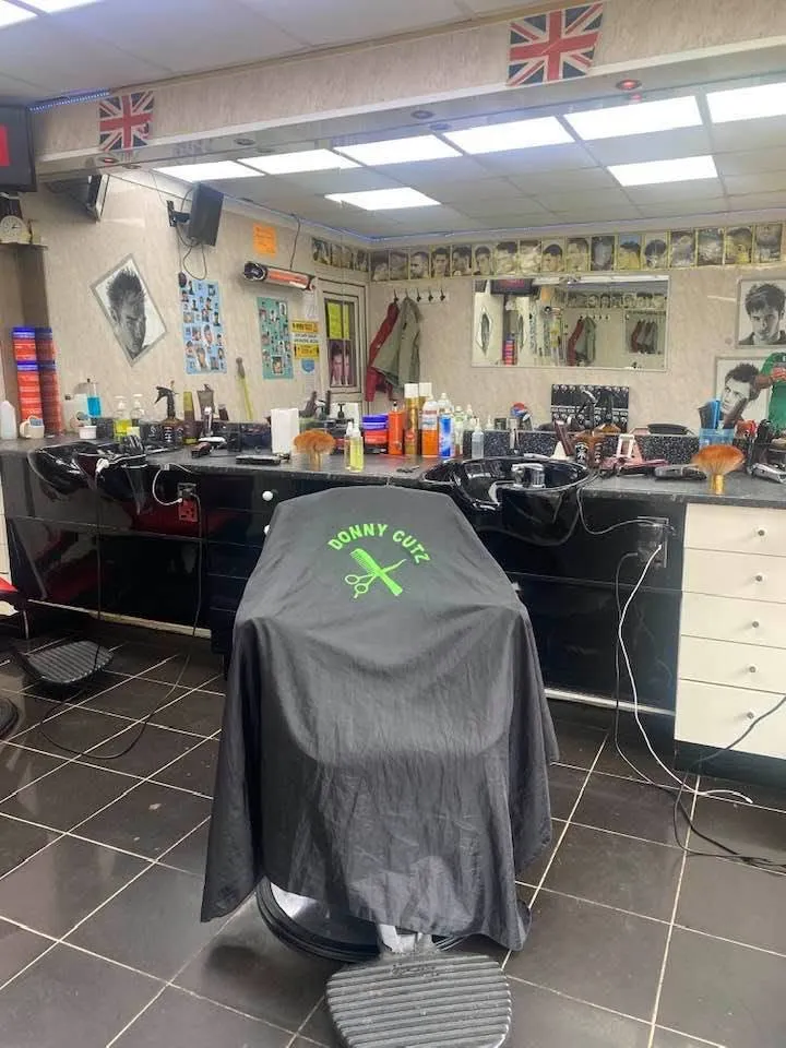 Inside Donny Cutz, Doncaster 2